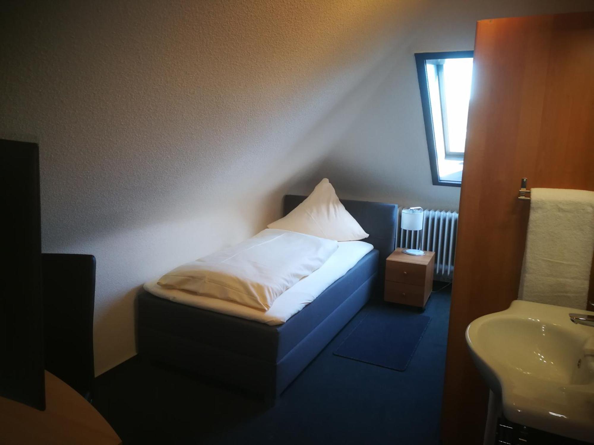 Hotel Romaeus Villingen-Schwenningen Bagian luar foto